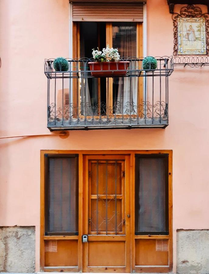 Appartement Lovely Duplex In Old Town à Valence Extérieur photo